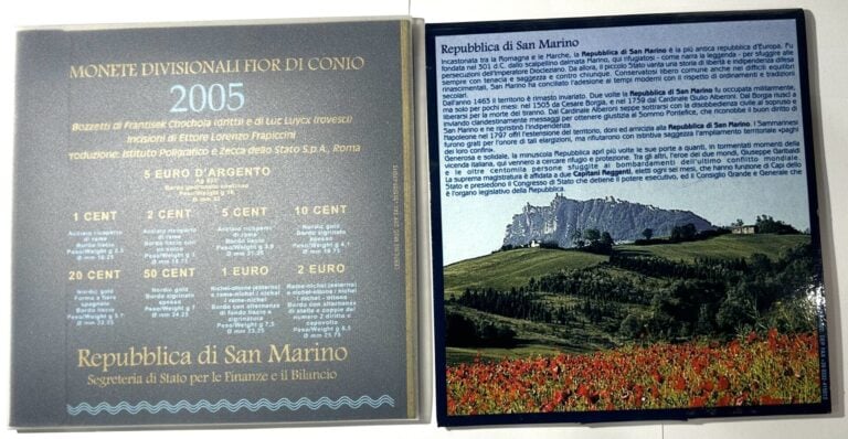 Saint-Marin - Euros - Lot de deux coffrets BU Saint Marin 2004 et 2005 - État :…