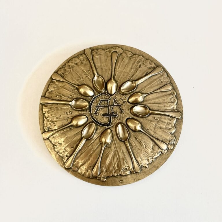 Salvador DALI (1904-1989) (03041) - Diner de Gala, 1969 - Bronze, signé et daté…