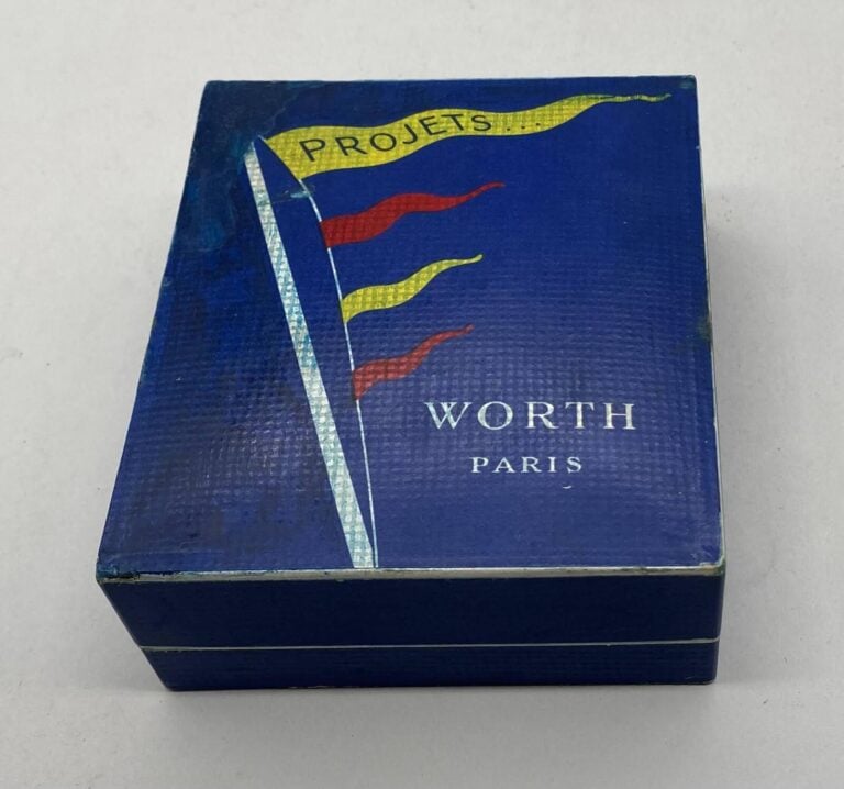 WORTH, Projets, flacon Lalique, en boîte d'origine, bouchon émeri, , 8 cm