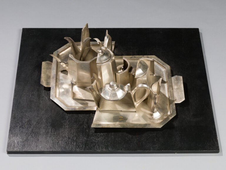 ARMAN(1928-2005) ARMAND FERNANDEZ dit - Tea for two, 1977 - Sculpture en métal…