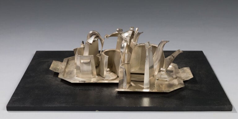 ARMAN(1928-2005) ARMAND FERNANDEZ dit - Tea for two, 1977 - Sculpture en métal…