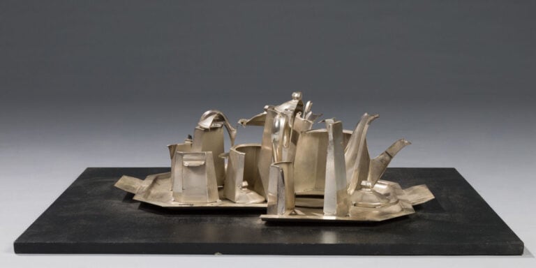 ARMAN(1928-2005) ARMAND FERNANDEZ dit - Tea for two, 1977 - Sculpture en métal…