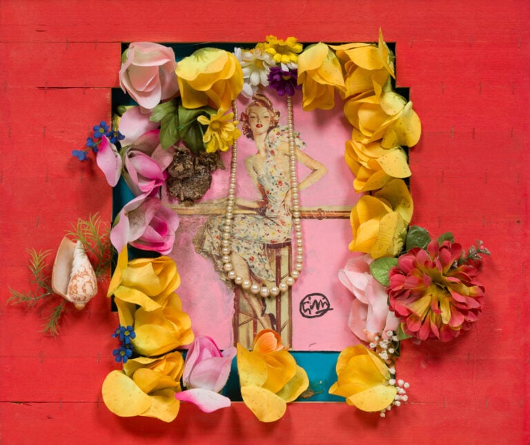 CLAUDE GILLI (1938-2015) - Femme au collier de perles et fleurs - Technique mix…