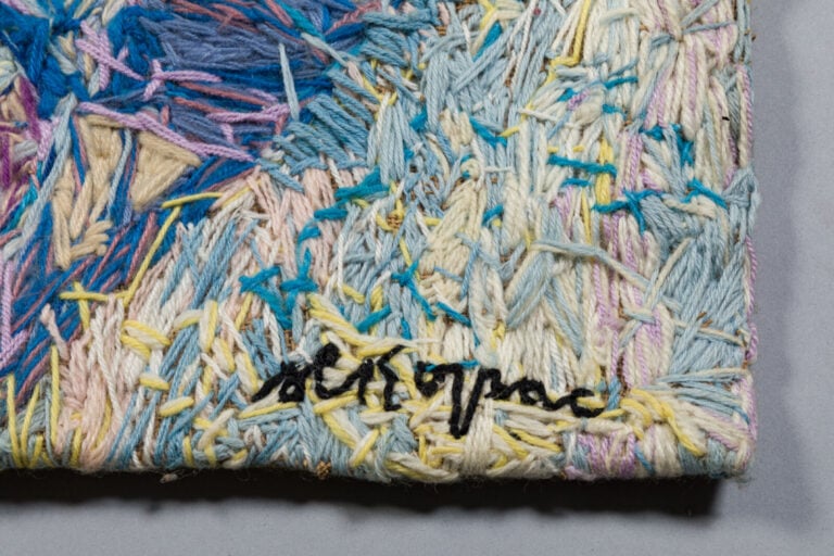 SLAVKO KOPAČ (1913-1995) - Papillons sur un arbre - Broderie au fil de laine et…