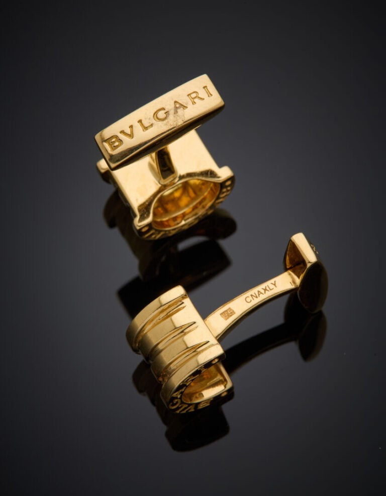 BULGARI - Paire de BOUTONS de MANCHETTES "ponts" , modèle "BZero1" en or jaune…