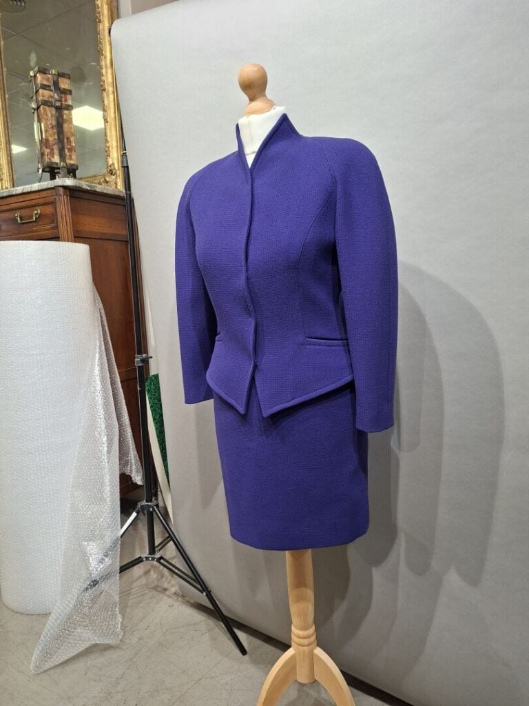CHRISTIAN LACROIX Prêt-à-porter - Tailleur jupe en laine, bleu marine - Taille…