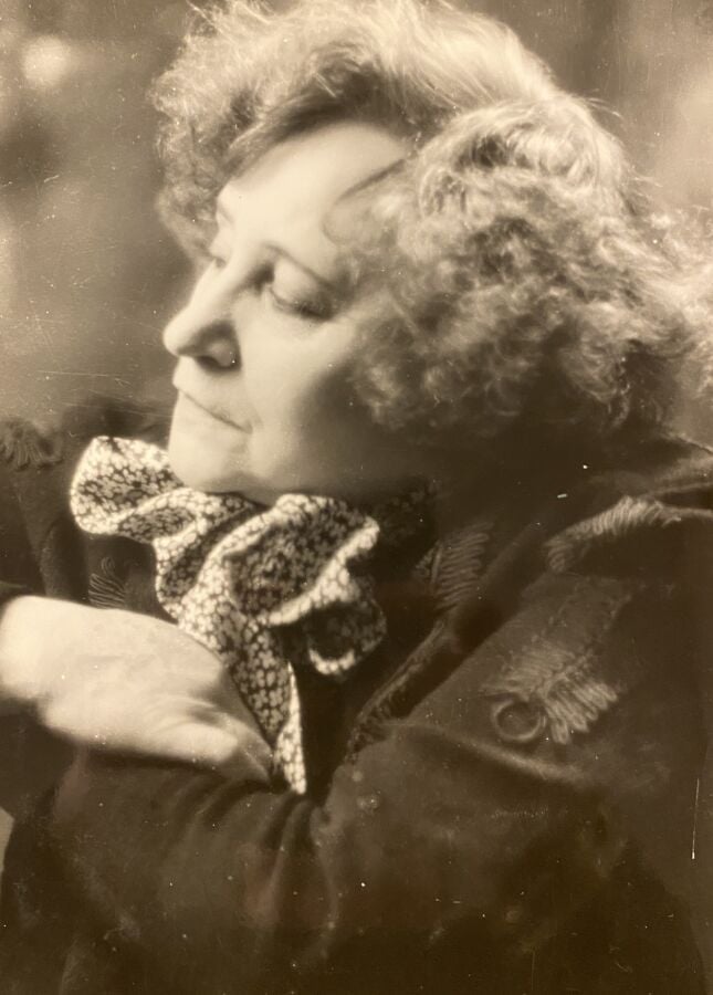 COLETTE - PORTRAITS ET MONDANITÉS - Ensemble de photographies de Colette figura…