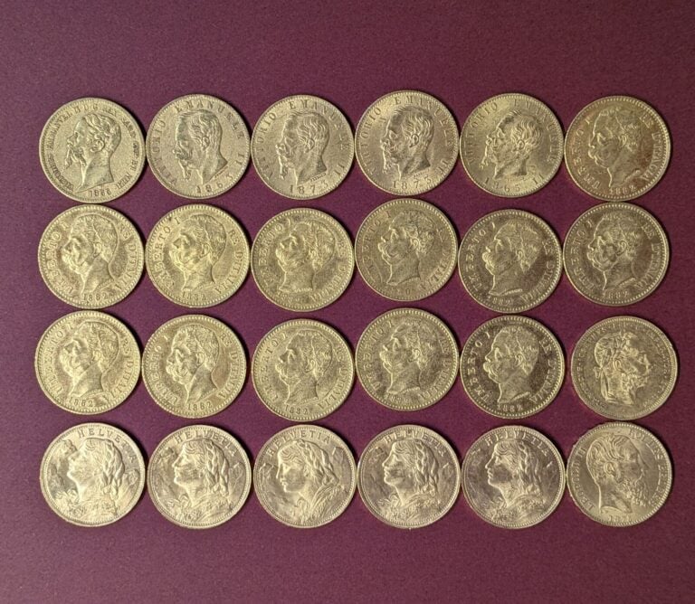 Ensemble de 24 pièces d'or comprenant : - - 5 pièces de 20 Francs or Vreneli (5…