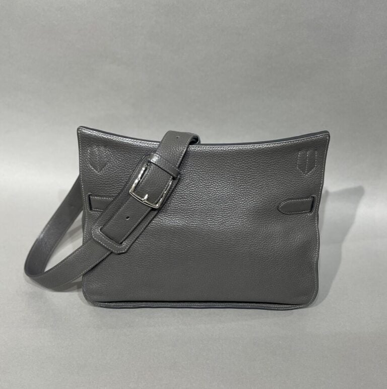 HERMES, circa 2009 - Sac "Jypsière 34" en cuir togo étain anthracite, anse band…