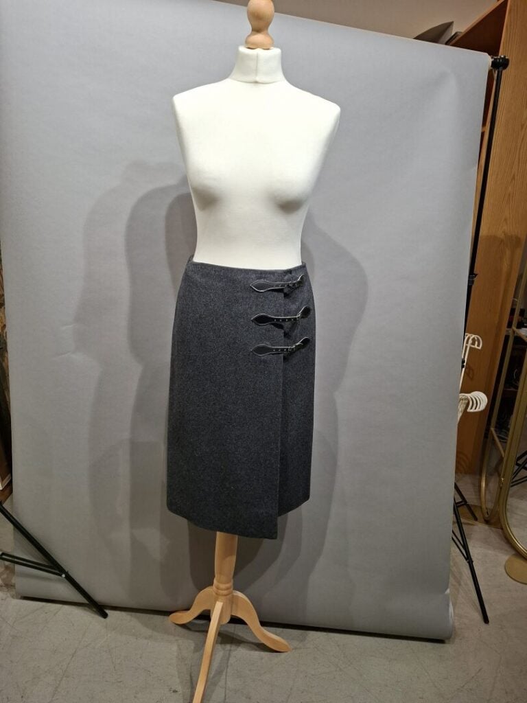 HERMES Sport - Jupe en lainage gris - Taille 40