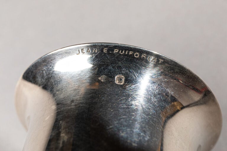 Jean E. PUIFORCAT (1897-1945) - Trophée en argent massif ART DECO en argent uni…