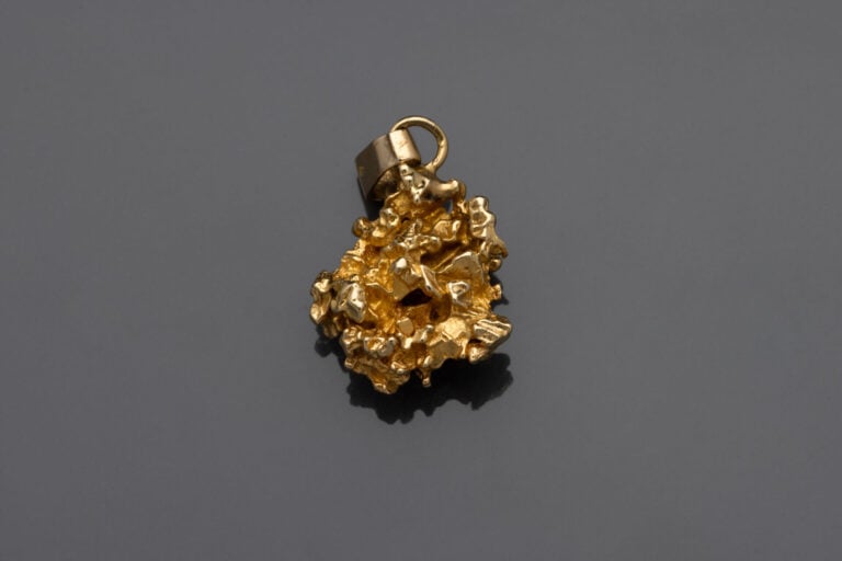 LOT de deux PENDENTIFS pépite. - Poids : 18g (9.2g).
