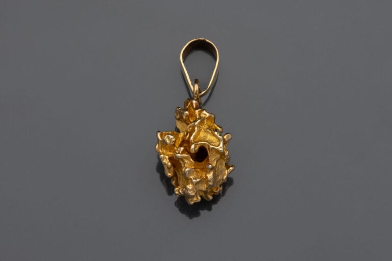 LOT de deux PENDENTIFS pépite. - Poids : 18g (9.2g).