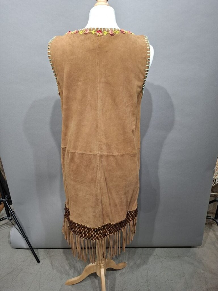 MANOUSH - Robe en daim à motif de fleurs brodées, terminée par des franges - Ta…