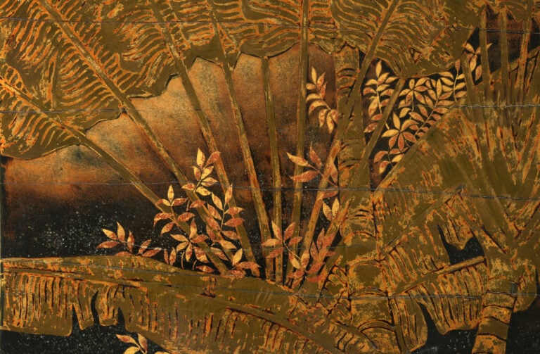 PHAM HAU (1903-1995) - Important panneau en bois laqué, à décor en camaïeu de b…