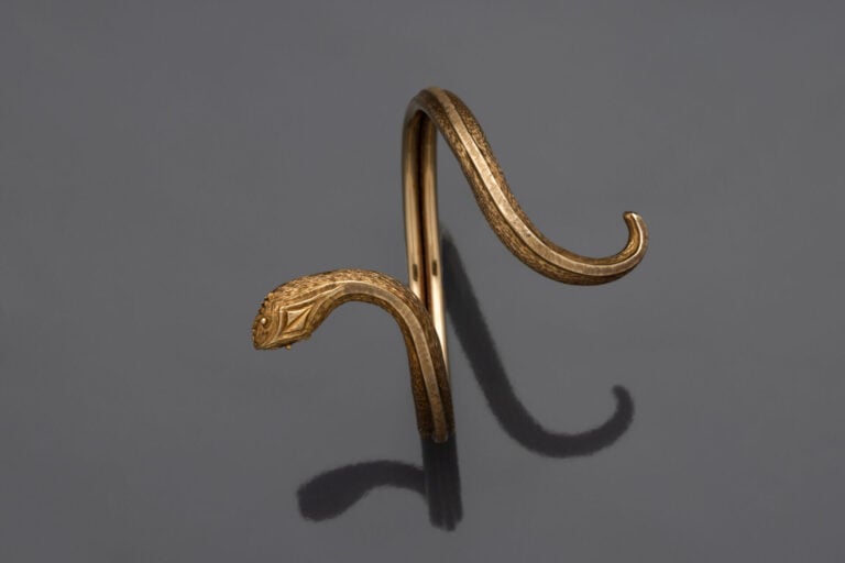 ZOLOTAS - BRACELET légèrement flexible ouvert "serpent" en or jaune (750°/°°) e…