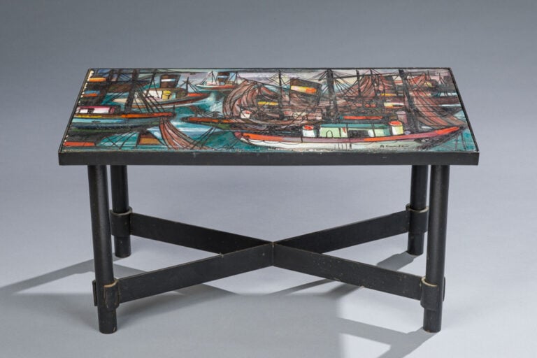 A.CURTEI (XXème) - Table basse, plateau rectangulaire en grès peint à décor de… maison de vente aux encheres commissaire-priseur auction house boisgirard antonini