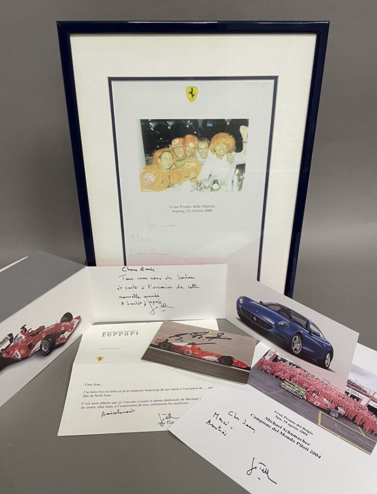 Autographe de Michael Schumacher accompagné d'une lettre de Jean Todt - (Dans u…