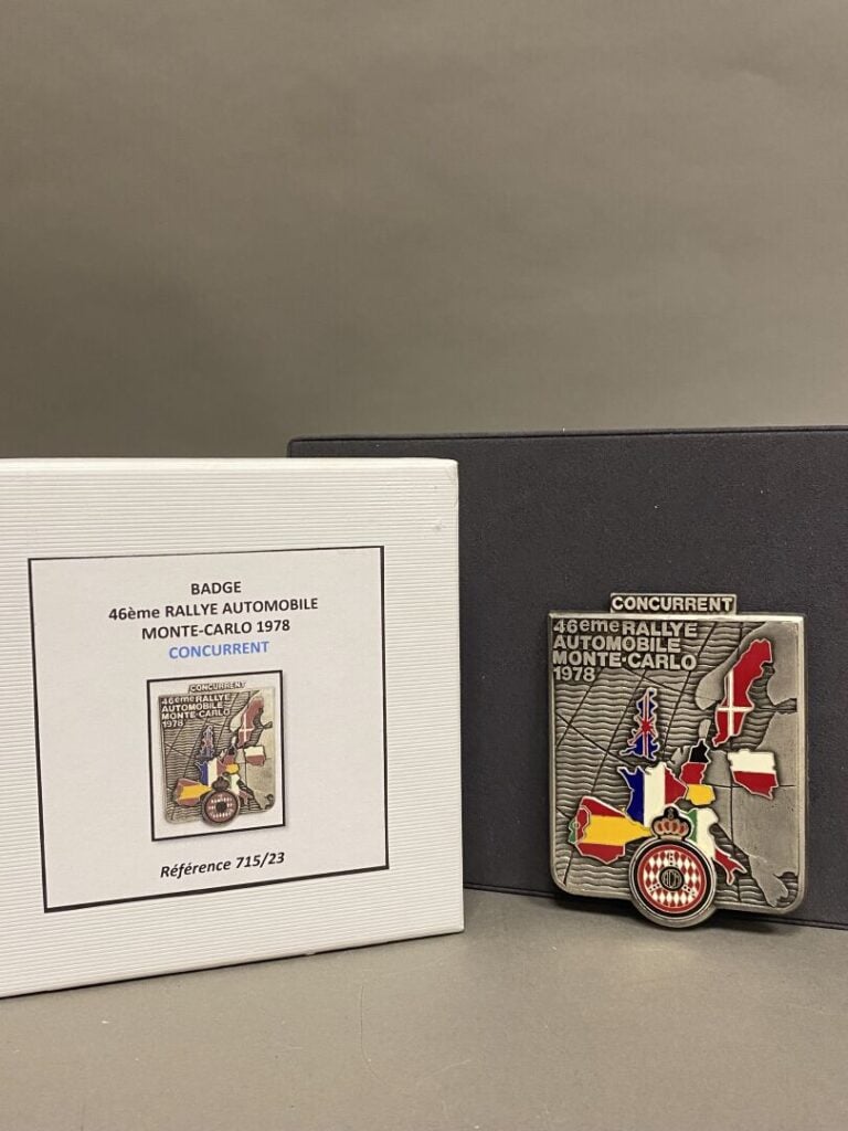 Badge de calandre "concurrent" 46e Rallye Monte Carlo, année 1978 - Avec boîte…