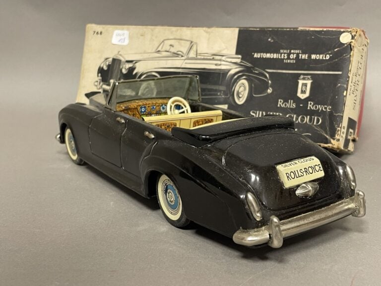 BANDAI - Rolls Royce Silver cloud cabriolet - Avec boite d'origine