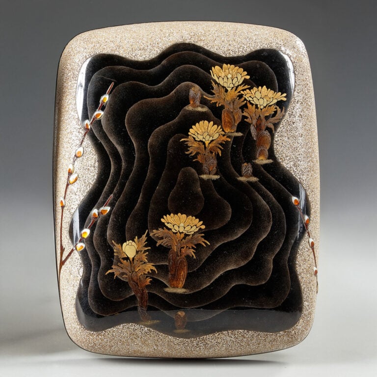 Boîte à écriture laquée (suzuribako 硯箱 ) réalisée par l'artiste laqueur Ogimura…