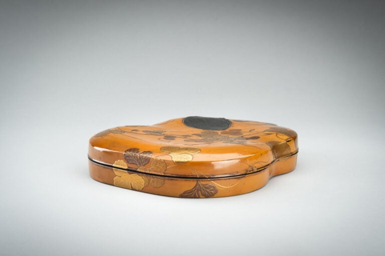 Boîte à encre (suzuri-bako) en laque, en forme de double par Hara Yôyûsai (1769…