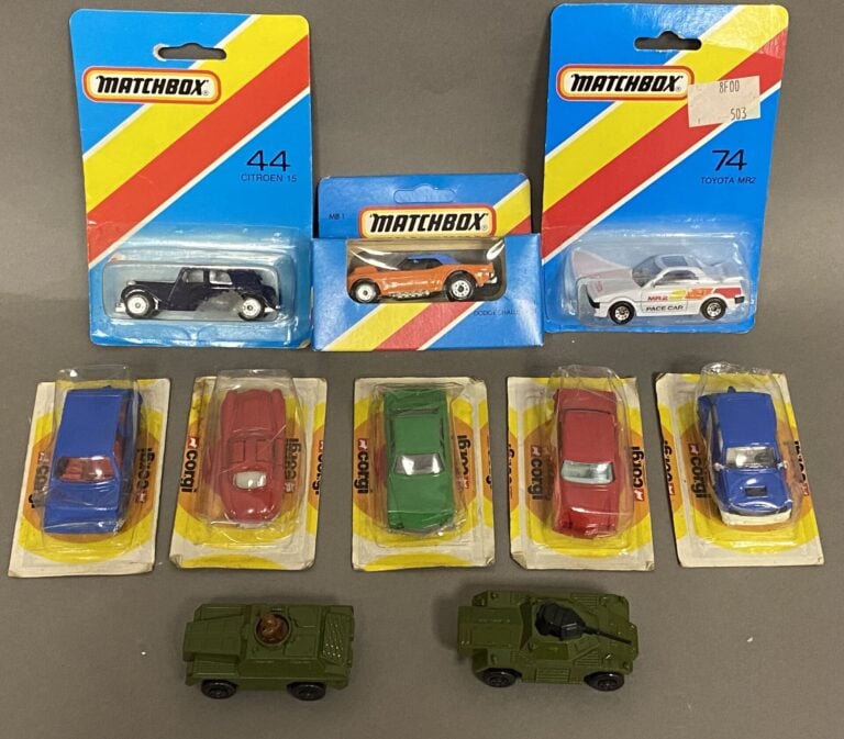 CORGI & MATCHBOX - Lot de miniatures-3