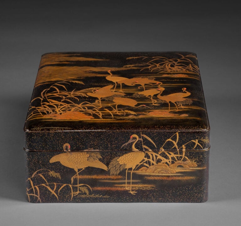 Ensemble comprenant un ryôshibako 料 紙 箱 (boîte à documents) et une suzuribako 硯… Vente aux encheres – Auction House – Commissaire-priseur – Auctioneer - Boisgirard Antonini – Paris – Nice
