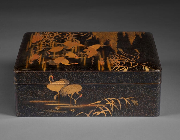 Ensemble comprenant un ryôshibako 料 紙 箱 (boîte à documents) et une suzuribako 硯… Vente aux encheres – Auction House – Commissaire-priseur – Auctioneer - Boisgirard Antonini – Paris – Nice
