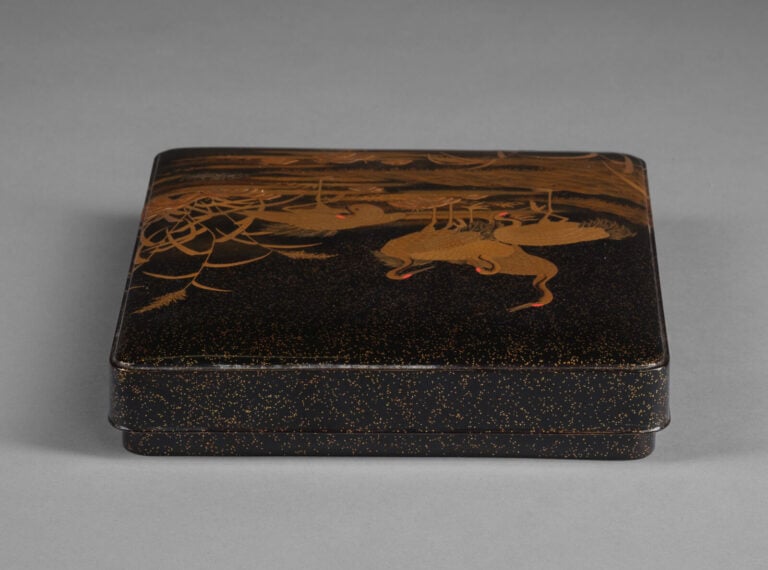 Ensemble comprenant un ryôshibako 料 紙 箱 (boîte à documents) et une suzuribako 硯… Vente aux encheres – Auction House – Commissaire-priseur – Auctioneer - Boisgirard Antonini – Paris – Nice