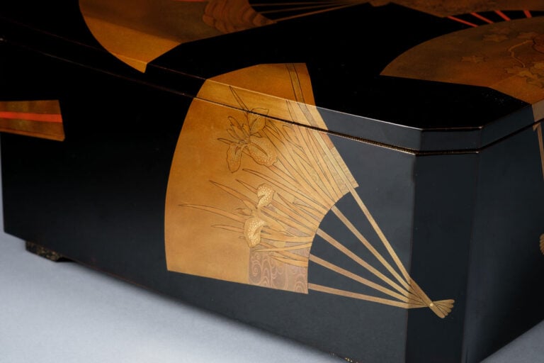 Ensemble de boîtes à confiseries kanshijû comprenant deux boîtes en laque avec… Vente aux encheres – Auction House – Commissaire-priseur – Auctioneer - Boisgirard Antonini – Paris – Nice