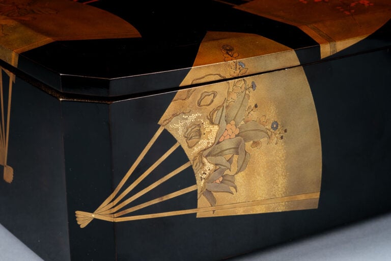 Ensemble de boîtes à confiseries kanshijû comprenant deux boîtes en laque avec… Vente aux encheres – Auction House – Commissaire-priseur – Auctioneer - Boisgirard Antonini – Paris – Nice