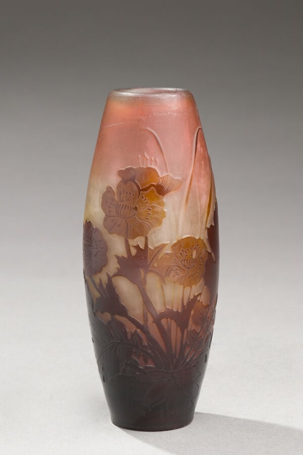 Établissements GALLE - Vase ovoïde en verre doublé à décor dégagé à l'acide de… maison de vente aux encheres commissaire-priseur auction house boisgirard antonini