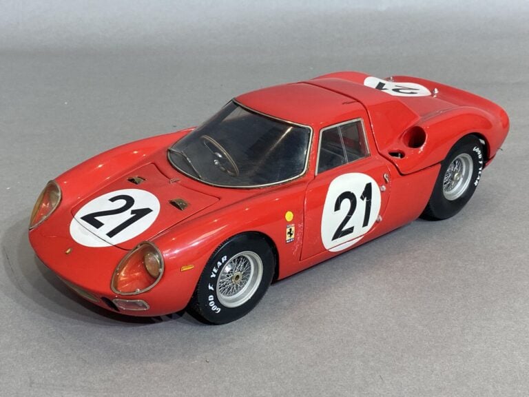 Ferrari 250 LM - Modèle en résine de Carlo Brianza - Echelle 1/14ème - Edition…