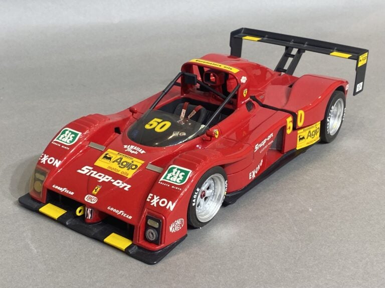 Ferrari 333 SP imsa wsc 1994 - Modèle en résine - Montage professionnel - Echel…