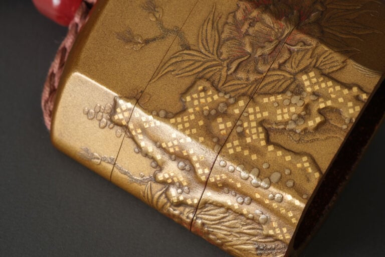 Inrô 印籠 (boîte à sceaux et à médicaments) en laque dorée à cinq compartiments,… Vente aux encheres – Auction House – Commissaire-priseur – Auctioneer - Boisgirard Antonini – Paris – Nice