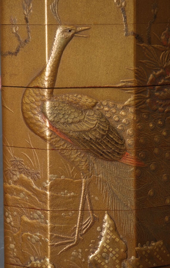 Inrô 印籠 (boîte à sceaux et à médicaments) en laque dorée à cinq compartiments,… Vente aux encheres – Auction House – Commissaire-priseur – Auctioneer - Boisgirard Antonini – Paris – Nice