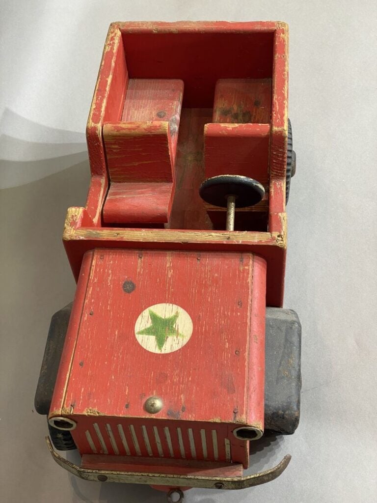 Jeep en bois Wisa Gloria