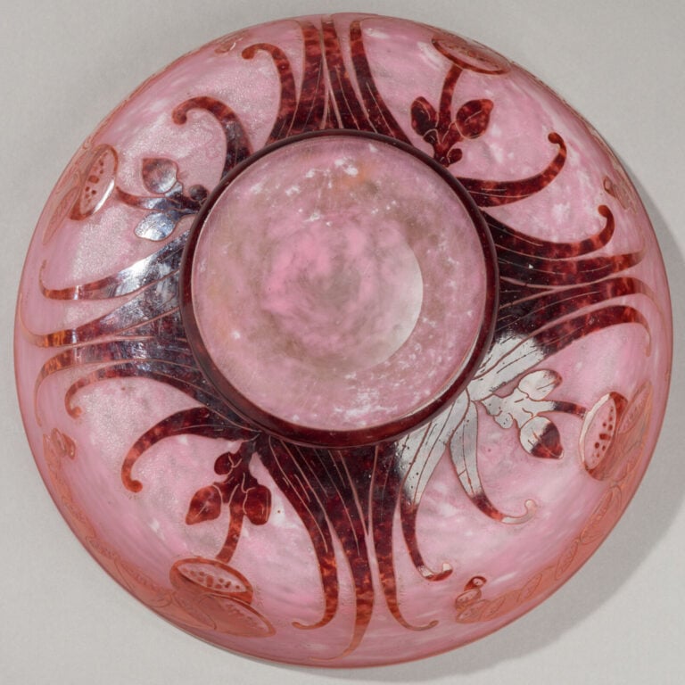 LE VERRE FRANCAIS - Grande coupe sur piédouche circulaire en verre doublé à déc… maison de vente aux encheres commissaire-priseur auction house boisgirard antonini