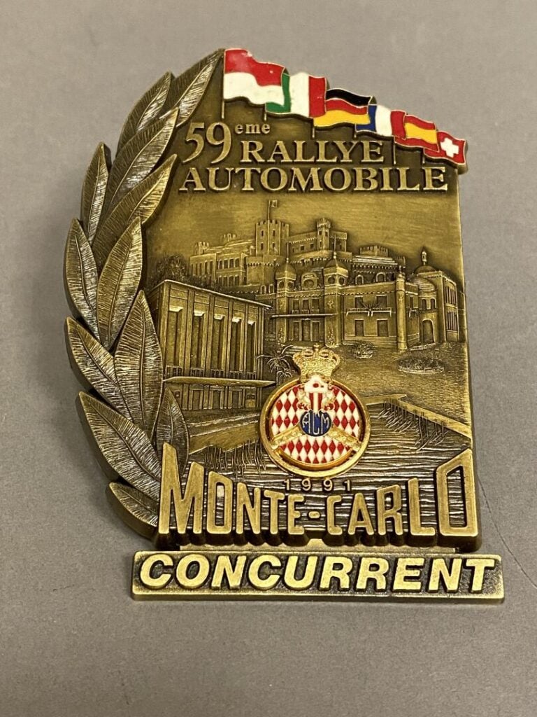 Lot de 2 badges de calandre 59e Rallye automobile Monte Carlo, année 1991 compr…