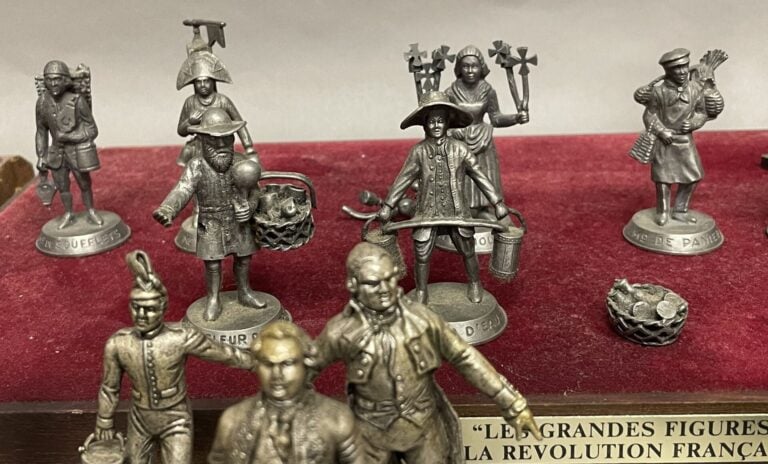 MANUFACTURE HISTORIQUE DE SOLDATS DE PLOMB (MHSP) - Lot de soldats de plomb (so…