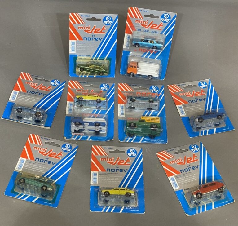 NOREV - Important lot de miniatures Norev Mini Jet, années 80 - Sous blister