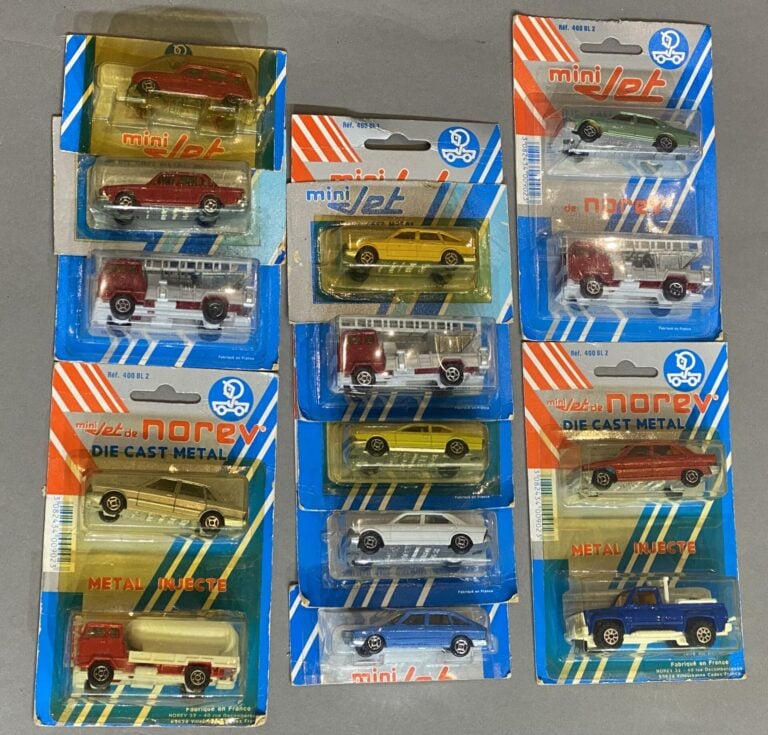 NOREV - Important lot de miniatures Norev Mini Jet, années 80 - Sous blister