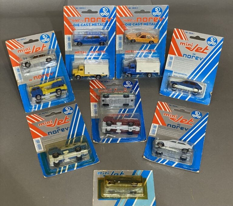 NOREV - Important lot de miniatures Norev Mini Jet, années 80 - Sous blister