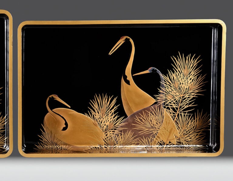 Paire d'hirobuta 広 蓋 (plateaux de présentation) laqués à décor de grues au mili… Vente aux encheres – Auction House – Commissaire-priseur – Auctioneer - Boisgirard Antonini – Paris – Nice