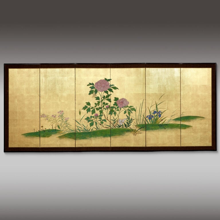 Paravent byôbu 屏 風 à six panneaux à décor d'un jardin de fleurs tranquille sur… Vente aux encheres – Auction House – Commissaire-priseur – Auctioneer - Boisgirard Antonini – Paris – Nice