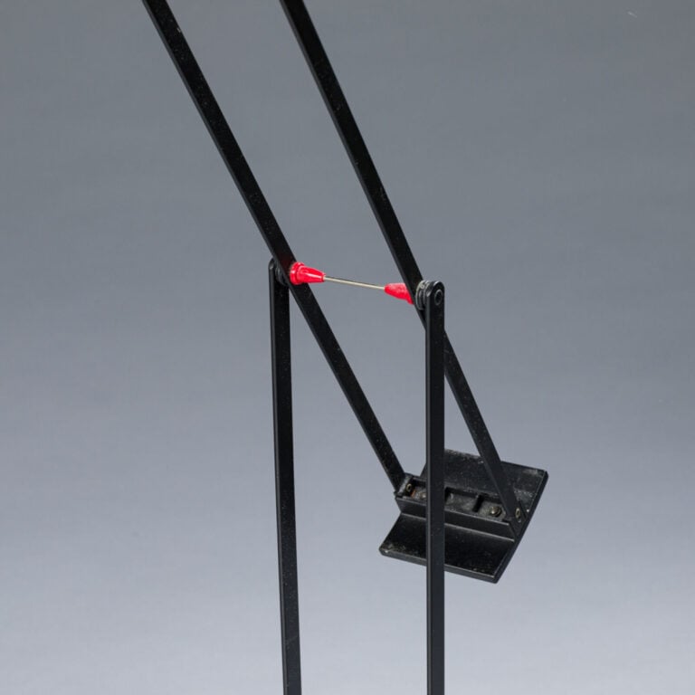 Richard SAPPER (1932-2015) - Paire de lampes grands modèles « Tizio » en métal… vente aux encheres auction house commissaire-priseur boisgirard antonini