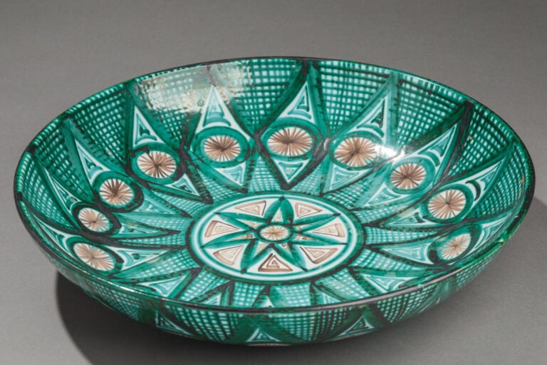Robert PICAULT (1919-2000) - Grand plat creux circulaire en céramique émaillée… maison de vente aux encheres commissaire-priseur auction house boisgirard antonini