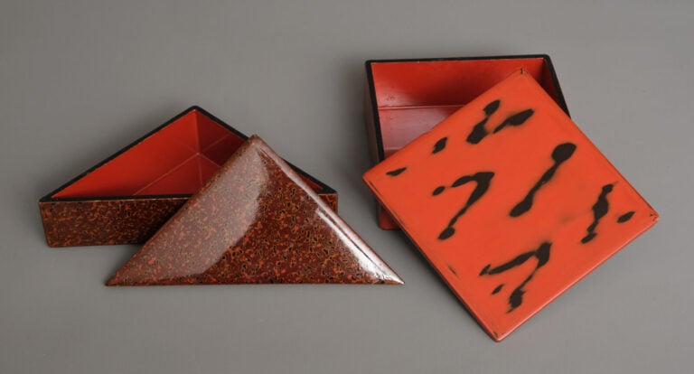 Sage'jûbako 提げ重箱 (coffret de pique-nique portable) à quatre étages laqué Tsugar…