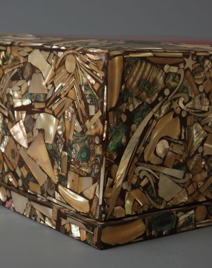 Tebako 手箱 (boîte pour accessoires personnels) attribuée à l'artiste laqueur Koj… Vente aux encheres – Auction House – Commissaire-priseur – Auctioneer - Boisgirard Antonini – Paris – Nice